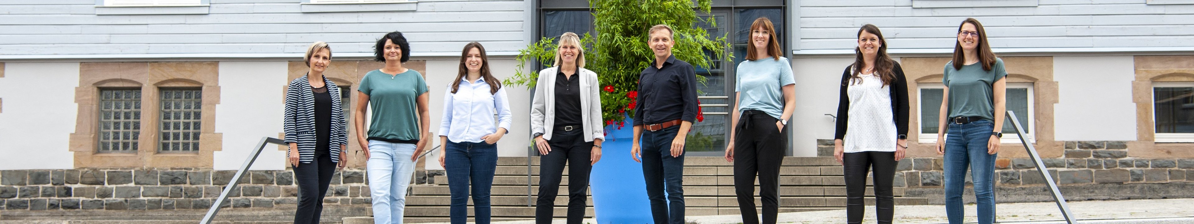 Teamfoto der Stabsstelle Presse, Kommunikation und Marketing