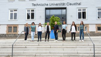 Teamfoto der Stabsstelle Presse, Kommunikation und Marketing